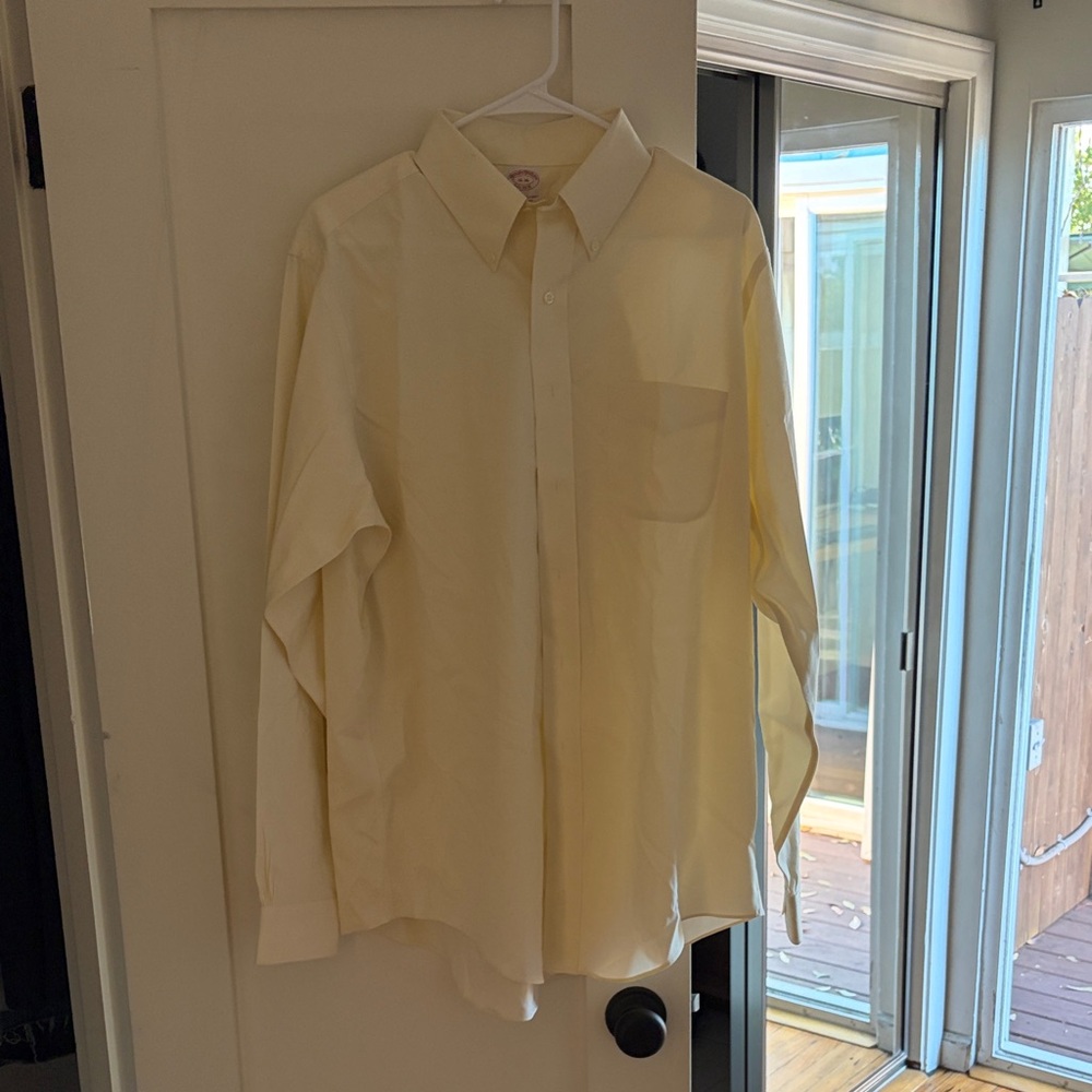 Brooks Brothers 16-36 Yellow Dress Shirt